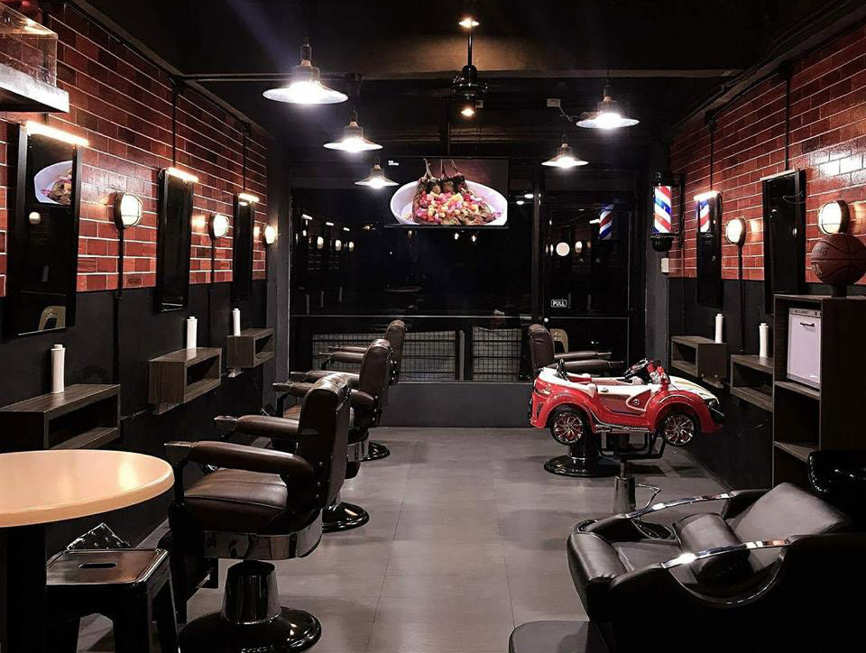 inside-the-undefeated-barbershop-and-bar